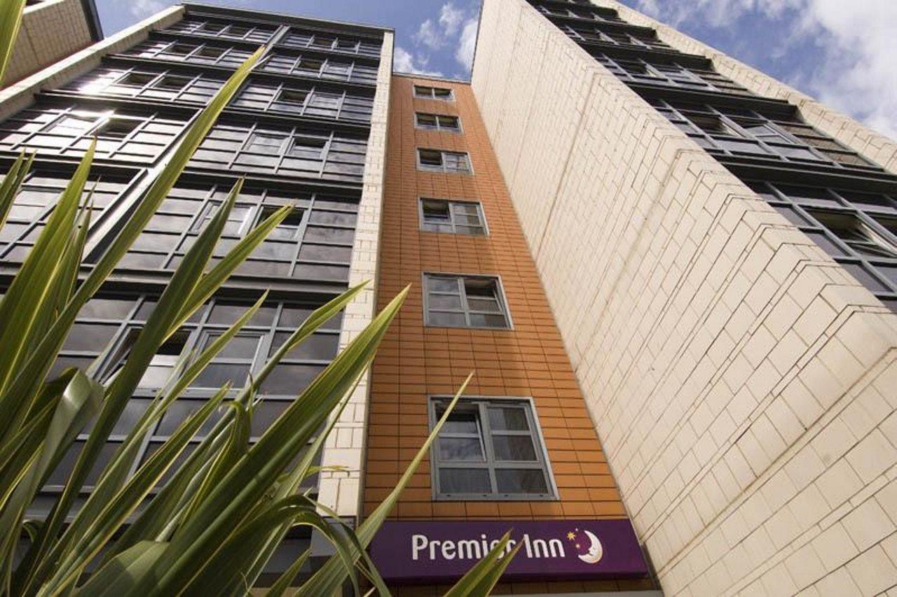 Premier Inn Nottingham Arena Exterior foto